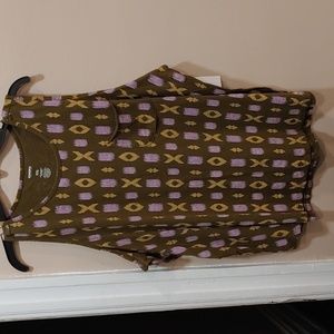 NWT. TANK TOP